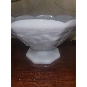 Milk Glass Compote Bowl Vintage Grape Vine‎ Design Candy Dish Pedestal
